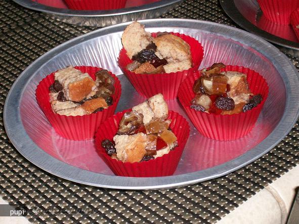 Budinca de Cozonac cu Sos Caramel (Bread Pudding)