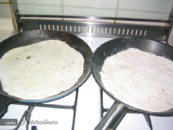 Piadine cu sunca presata si masline