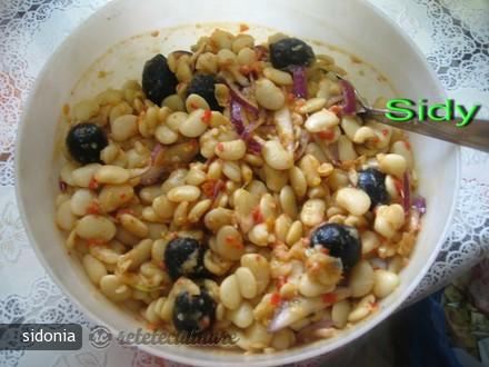 Salata de Fasole Boabe