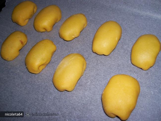 Oua Dulci Umplute