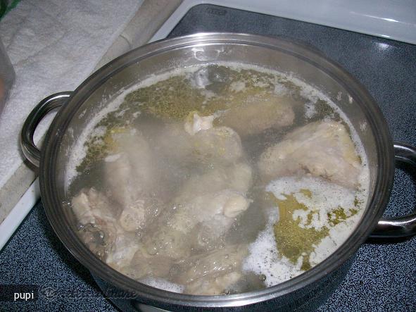 Supa de Pui cu Galuste de Gris