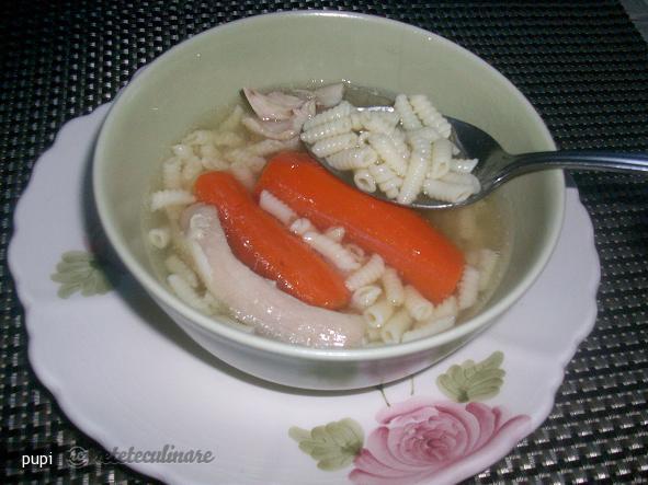 Supa de Pui cu Galuste de Gris