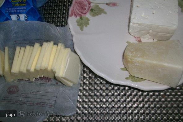 Mamaliga cu 3 Feluri de Branza