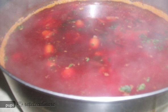 Borsh (Ciorbita de Sfecla Rosie)