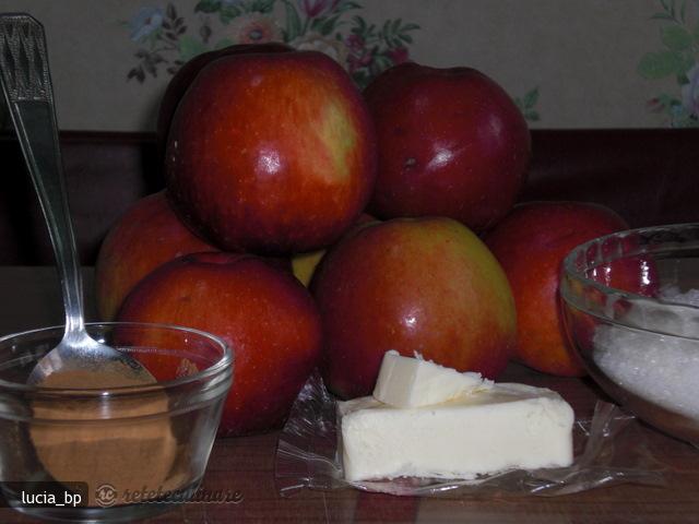 Strudel cu Mere