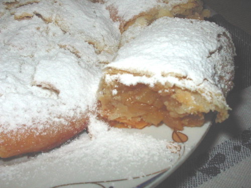 Strudel cu Mere