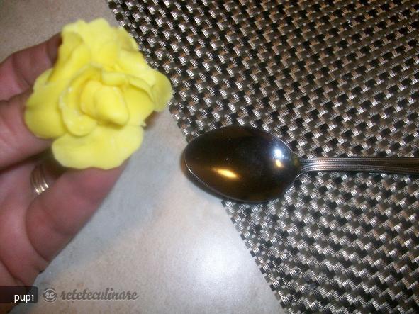 Flori Din Fondant
