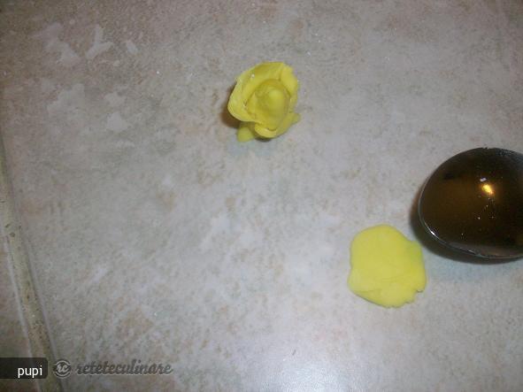 Flori Din Fondant