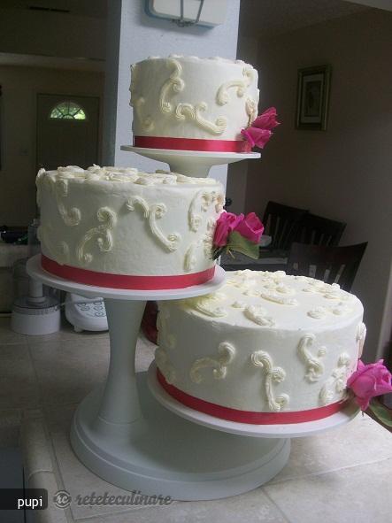 Tort de Nunta