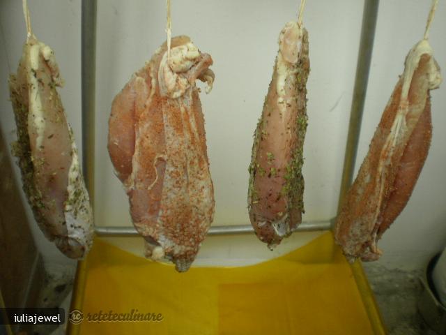 Pastramioare de Tot Felul - Piept de Pui