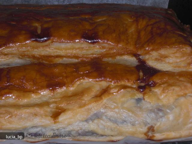 `Strudel` cu Ricotta si Afine