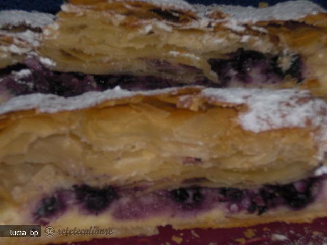 `Strudel` cu Ricotta si Afine