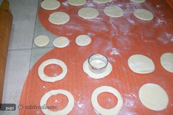 Aperitive - Bouchees cu Ciuperci (Vol-au-Vent)