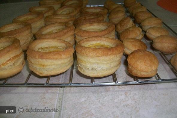 Aperitive - Bouchees cu Ciuperci (Vol-au-Vent)
