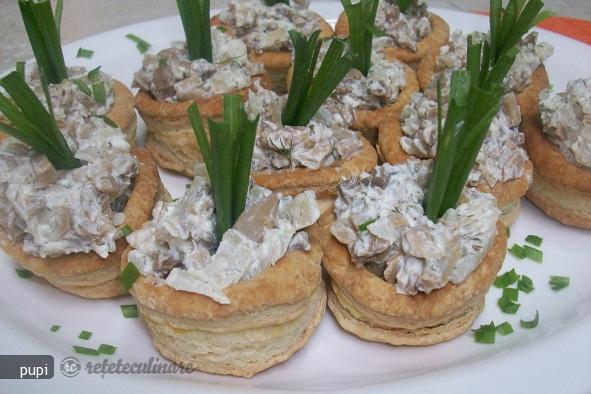 Aperitive - Bouchees cu Ciuperci (Vol-au-Vent)