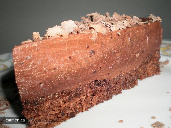 Tort cu Ciocolata cu Lapte