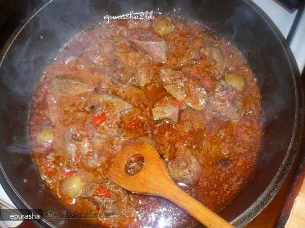 Ficatei in Sos de Vin cu Mamaliguta
