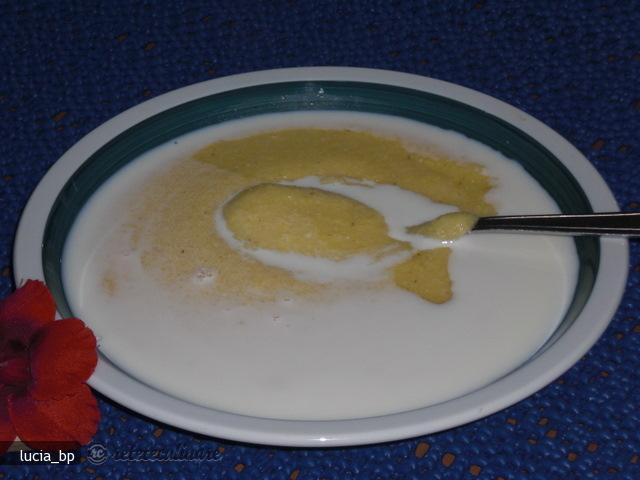 Mamaliga Pripita cu Lapte