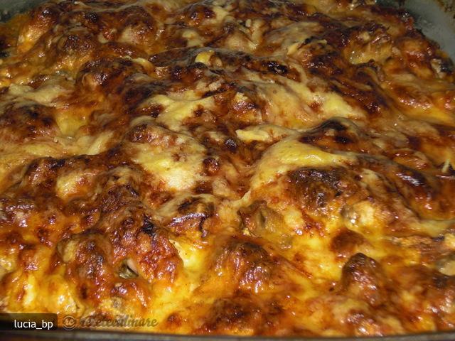 Carne de Porc Picanta cu Ciuperci, la Cuptor