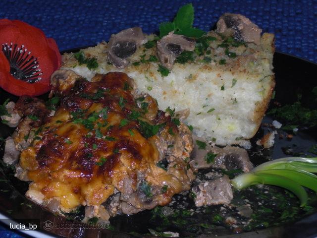 Carne de Porc Picanta cu Ciuperci, la Cuptor
