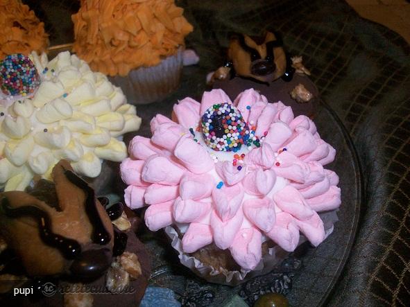 Cupcakes, Floricele Si... Alte Cele