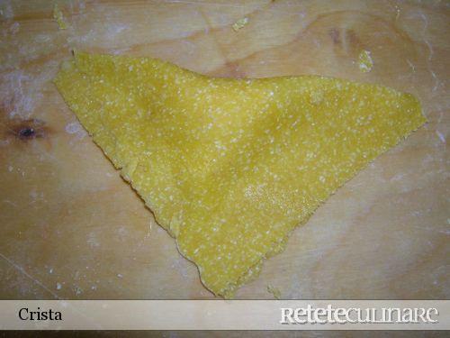 Cappelletti umpluti cu brinza - in supa