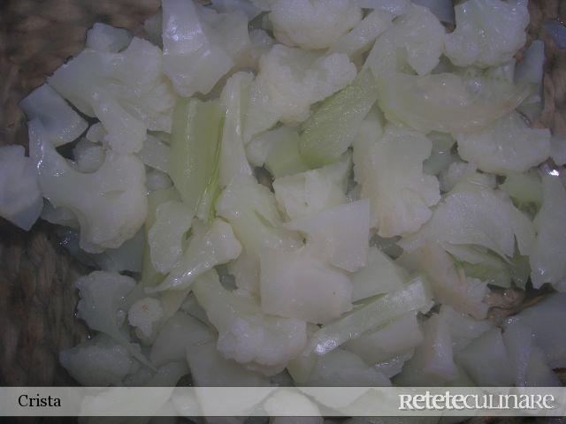 Paste cu sos de conopida