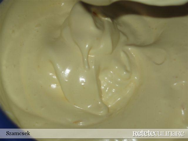 Tort cu crema suhaida
