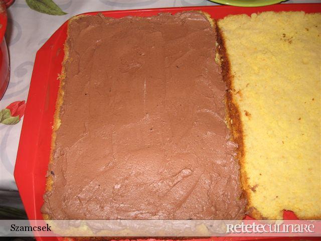Tort cu crema suhaida