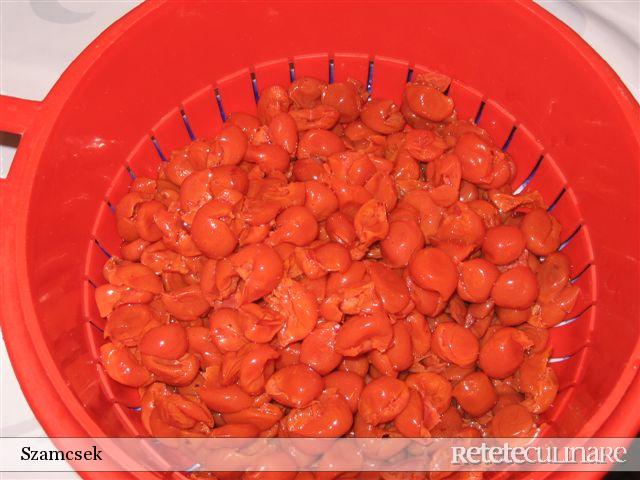 Briose cu visine (sau orice fruct)