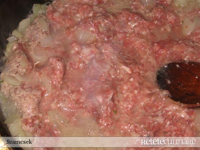 Rosii umplute cu carne si orez