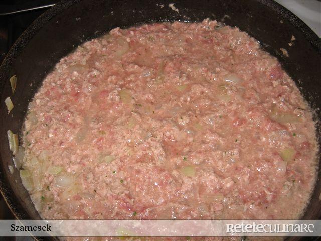 Rosii umplute cu carne si orez
