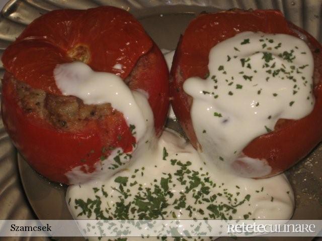Rosii umplute cu carne si orez