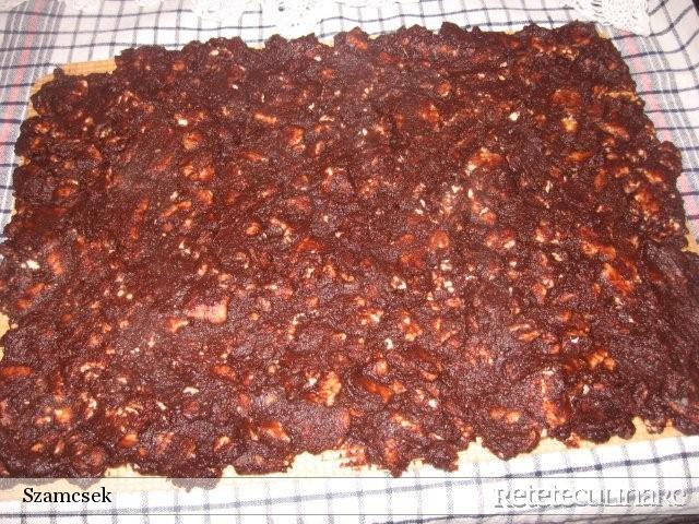 Salam de biscuiţi reţetă cu foi de napolitană