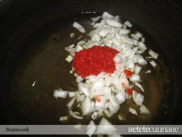 Tocanita de vitel in sos de vin si cartofi