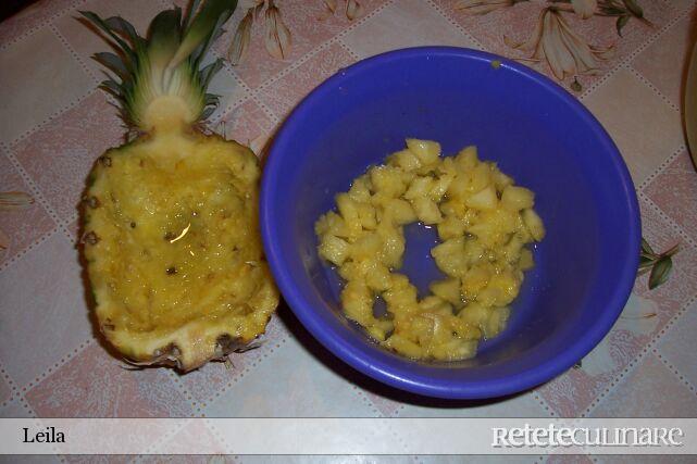 Ananas umplut