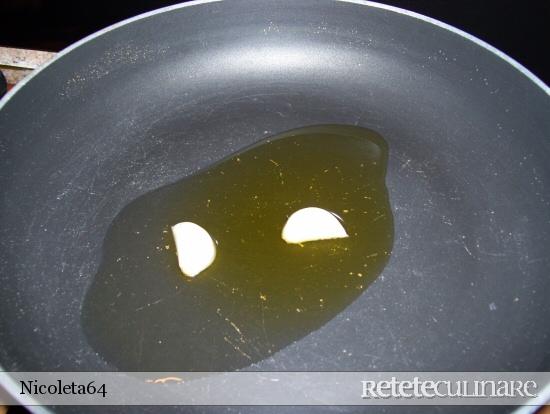 Spaghete Cu Pesmet, Rosii Uscate Si Hamsii