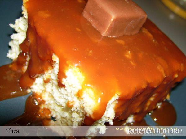 Rulada cu blat de malai si umplutura de cascaval cu smantana