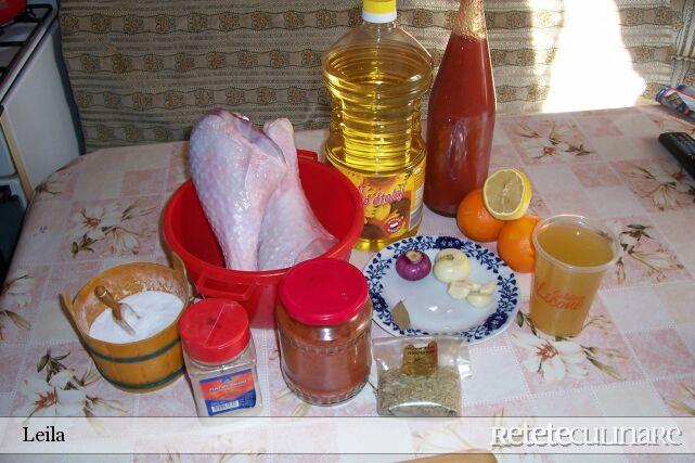 Pulpa de curcan la cuptor cu portocala si lamaie