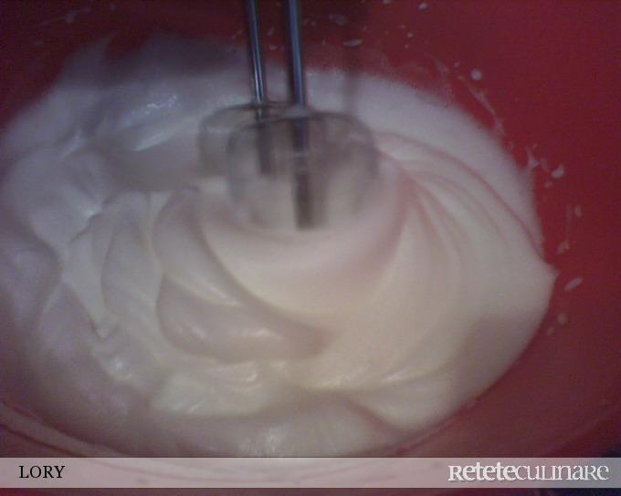 Tort De Mere Si Crema De Lapte