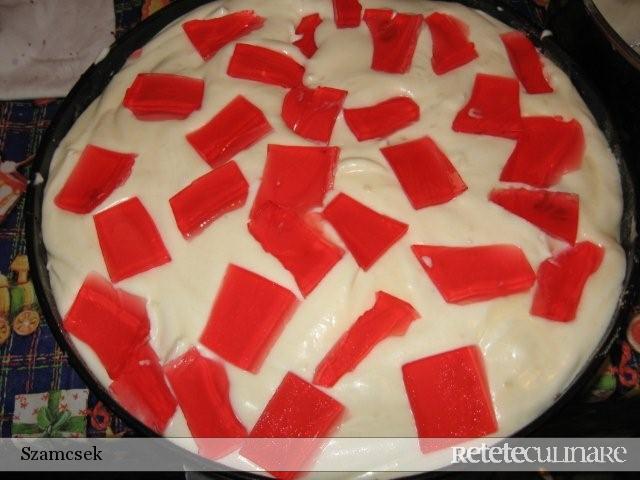 Tort Diplomat Cu Piersici Si Jeleu