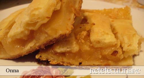Strudel cu pere si crema