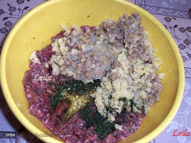 Chiftelute In Sos Bechamel