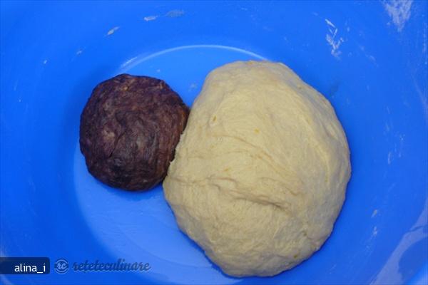 Cozonac Inflorit