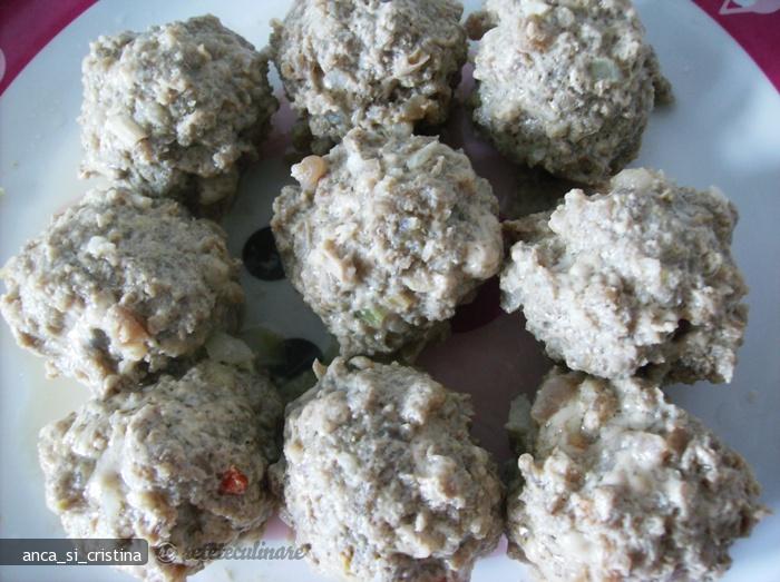 Legume Gratinate cu Perisoare