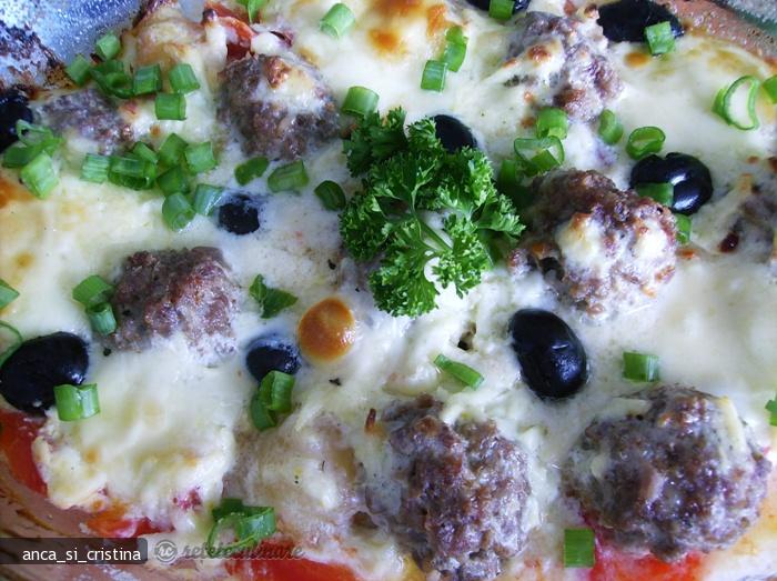 Legume Gratinate cu Perisoare