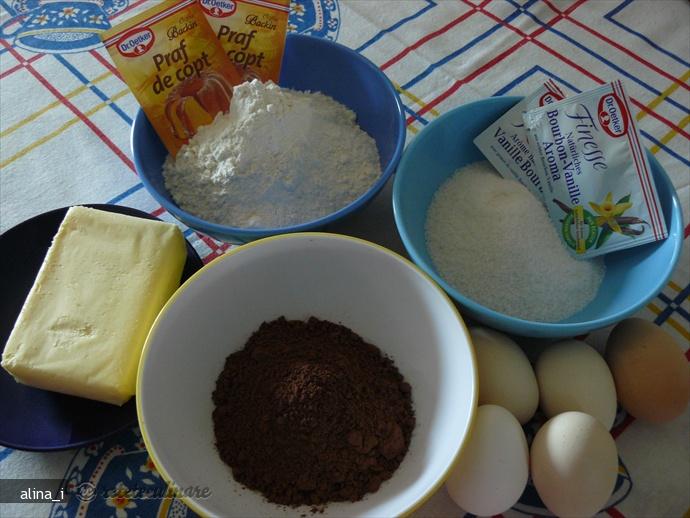 Tort Sah cu Crema de Ciocolata