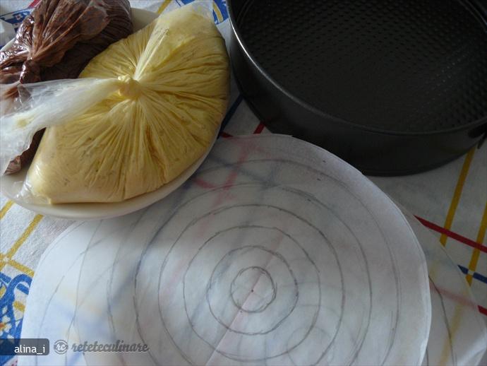 Tort Sah cu Crema de Ciocolata
