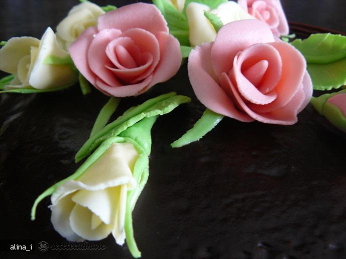 Tort Sah cu Crema de Ciocolata