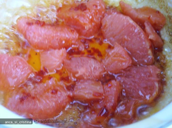 Somon Glazurat cu Sos Picant de Grapefruit